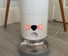 Catit Pixi Smart Feeder Vision Dry Food Dispenser