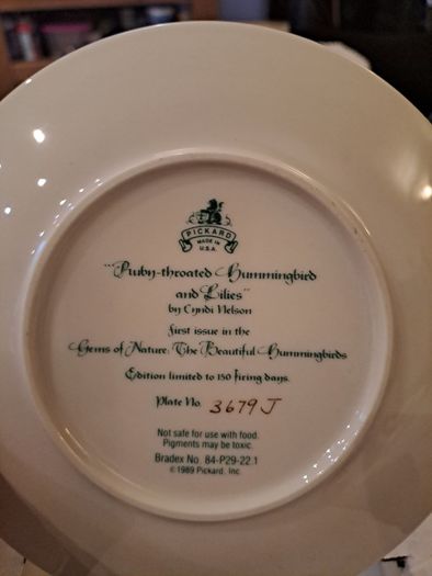 Pickard Collector Plate Hummingbird and Lilies