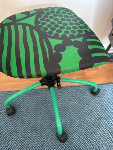 Ikea swivel desk chair