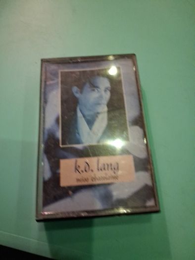 6 Pop Music Cassette Tapes
