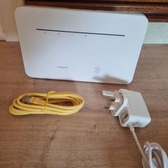 Huawei B535-232 4G LTE wireless router