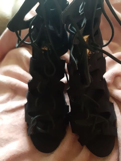ladies shoes