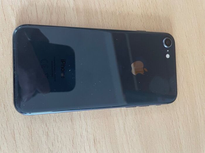 iPhone 8 64gb