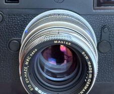 Like New! Carl Zeiss Planar ZM 50mm f/2 Lens for Leica M mount