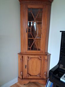 Cherry corner unit