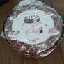 Cake Storage Tins Image 2