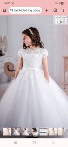 Pre-loved Communion Dress in very good condition. Open to offers.