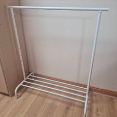 Wardrobe rack