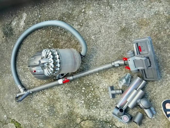 Dyson hoover