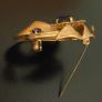 Stunning vintage gold tone metal & blue glass brooch Image 5