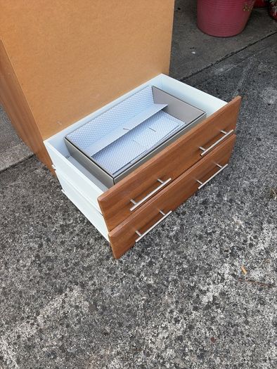 chest of drawer