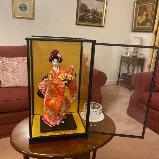 Rare japanese geisha ornament