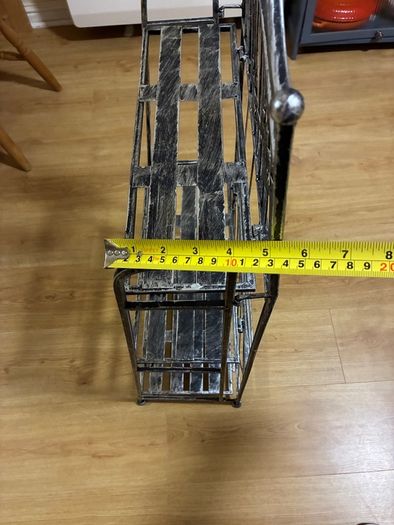 Foldable cast iron plant stand