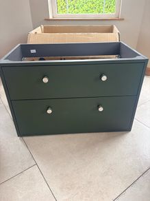 RT Large Erla 800mm Bathroom unit, Brand New sink not included