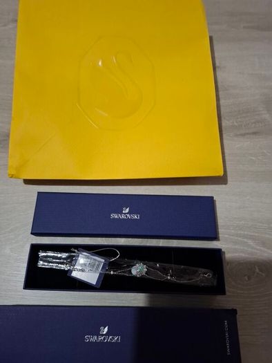 New Swarovski bracket