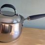 PRESTIGE POT 20cm / 2.8 litre capacity. Silicone on lid & handle. Quality Sturdy Pot. Excellent used condition Image 2