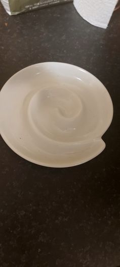 Nice quirky bowl/ plate,buyer collects or pays postage, good condition,,sold as is,