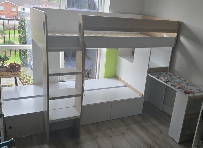 bunk bed