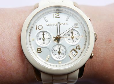 Michael Kors MK5145 Wrist Watch for Women (fresh battery, works fine)