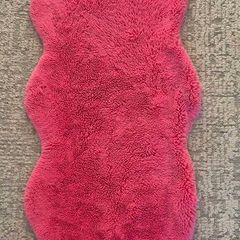 Shocking pink long soft rug