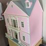 Doll house Image 2