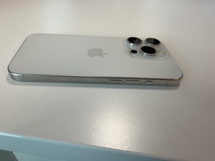 Iphone 15 pro 128GB