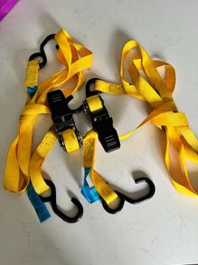 2 x Heavy Duty Ratchet Straps (loading capacity in pic)
