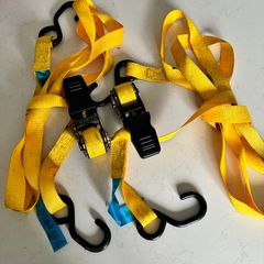 2 x Heavy Duty Ratchet Straps (loading capacity in pic)