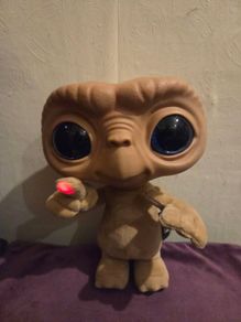 E.T. the Extra-Terrestrial - Talking Plush