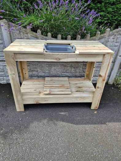 Potting Table