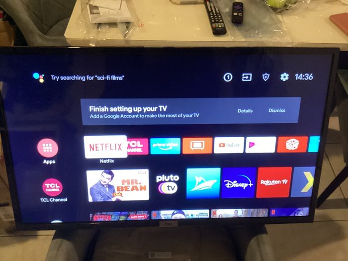TLC 32 inch SMART Television with USB, HDMI, PC Connection port, WIFI connectivity, etc (Boxed / Like New)