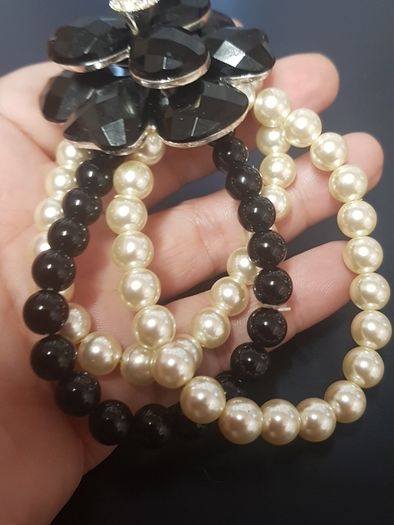 3 Pearl Flower Bracelet