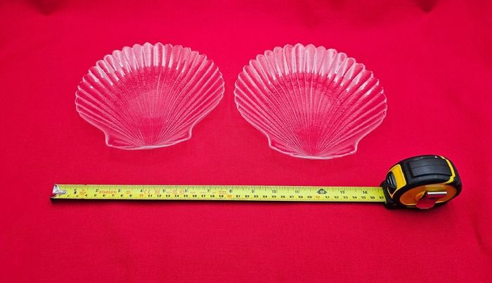Vintage Arcoroc France Coquillage Clam Shell Clear 20cm Glass Dessert or Salad Plates