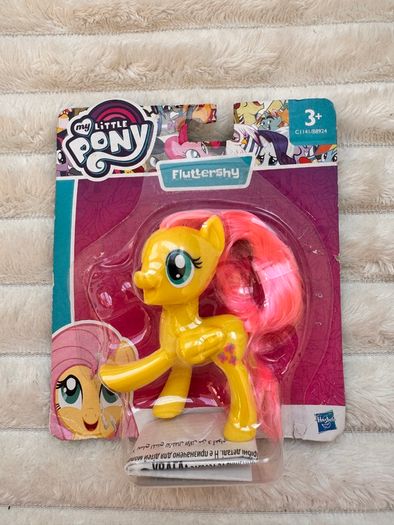 Hasbro My Little Pony Friends Fluttershy B8924 / C1141 Only Pony MLP approx. 8 cm. 2016  Please see photos