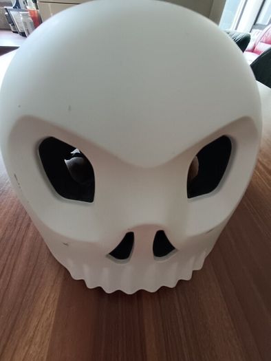 Mongoose skateboard helmet