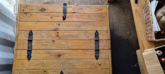 Lockable Coffee Table Chest