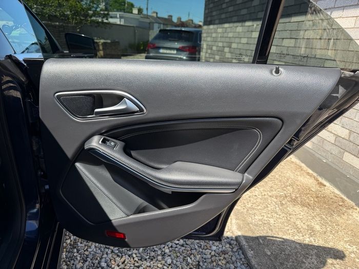 2016 Mercedes-Benz CLA220D