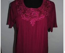 Ruby embroidered top size UK16/18 EU44/46 Postage included