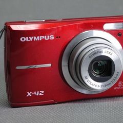 12.0Mpix Olympus X42 Digital Camera + 6.3-31.5mm EQ 36-180mm Zoom Lens X5