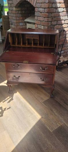 beautiful bureau