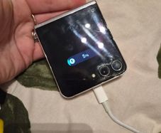 samsung Galaxy Z flip 5 - Pink