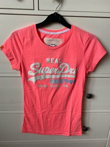 Superdry t-shirt / top for women / ladies, immaculate condition, barely used. Size XS.