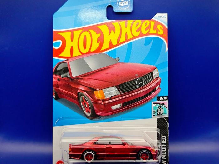 Hot Wheels Super Treasure Hunt '89 Mercedes-Benz 560 SEC AMG, new.