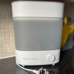 Bottle steriliser