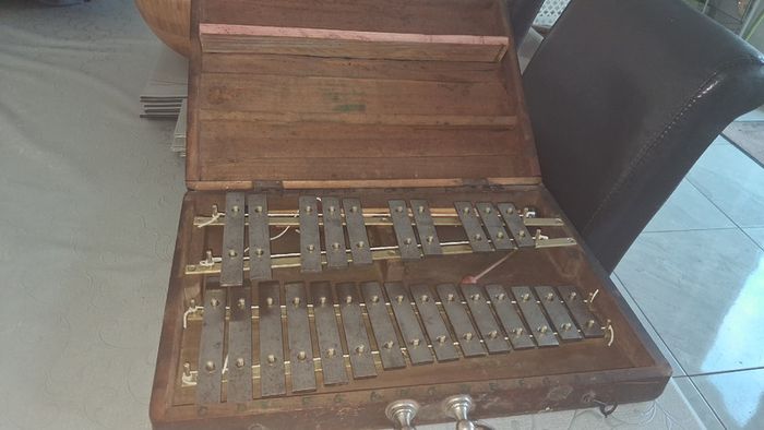 Xylophone Antique
