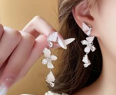 Brand New Fashion Silver Earrings