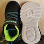 INFANT runners NEW size UK 4 Image 4