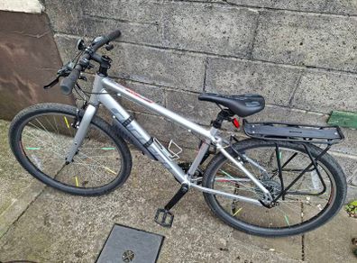 Carrera Parva hybrid kids bike