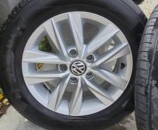 VW Caddy Highline Alloys with Good Tyres 5x112