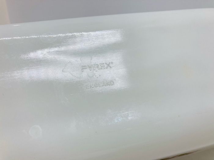 RARE Vintage Pyrex 'Poppy' Milkglass Loaf Dish